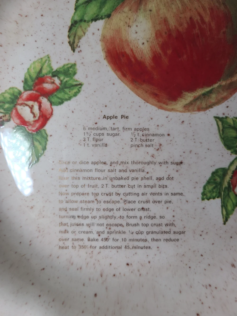 Cream Apple-Print Ceramic Decorative Plate